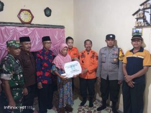 Kamis, 7 Desember 2023. BPBD memberikan santunan kepada keluarga korban meninggal dunia akibat kebakaran Hutan di Ds. Prambon Kec. TuguKamis, 7 Desember 2023.