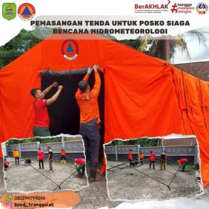 Kamis, 18 Januari 2024. Pemasangan Tenda POSKO Siaga Bencana Hidrometeorologi