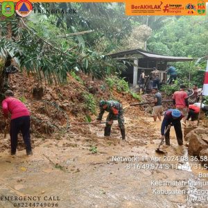 Kamis, 11 April 2024. LAPORAN KEJADIAN TANAH LONGSOR di RT. 32 RW. 06 Dsn. Parang Ds. Bangun Kec. Munjungan Kab. Trenggalek