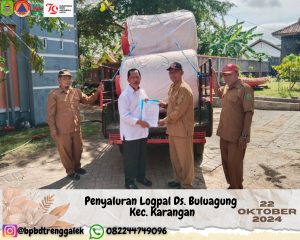 Selasa, 22 Oktober 2024 Badan Penanggulangan Bencana Daerah Kabupaten Trenggalek melakukan penyaluran logpal untuk warga terdampak kekeringan di Ds. Buluagung Kec. Karangan