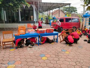 Selasa, 22 Oktober 2024 BPBD Trenggalek melaksanakkan kegiatan Sosialisasi Mitigasi Bencana di MI Muhammadiyah Tumpuk Kec. Tugu