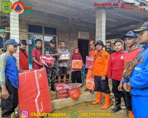 26 Desember 2024. BPBD Kabupaten Trenggalek Memberikan bantuan kepada terdampak tanah longsor di Wilayah Kecamatan Panggul Kab. Trenggalek