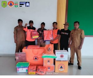 Selasa, 15 April 2025 BPBD Kabupaten Trenggalek bergerak cepat untuk menyalurkan bantuan logistik dan peralatan di Desa Puyung Kec. Pule