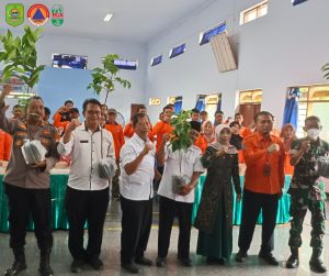 Rabu, 7 Mei 2025. BPBD Provinsi Jawa Timur bersama BPBD Kabupaten Trenggalek Membentukan Desa/ Kelurahan Tangguh Bencana (Destana) di Desa Gandusari Kec. Gandusari