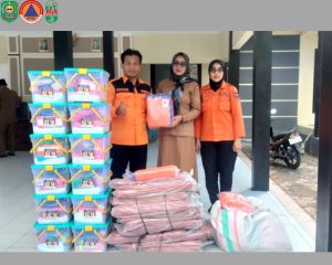 Senin, 21 Juli 2025. BPBD Kabupaten Trenggalek melaksanakan pendistribusian bantuan logistik kepada warga yang terdampak bencana banjir dan tanah longsor di wilayah Kecamatan Munjungan