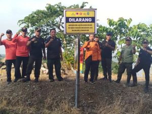 ⚠️ Pemasangan Rambu Peringatan Bencana di JLS Watulimo Trenggalek ⚠️