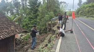 Selasa, 04 Nopember 2025.