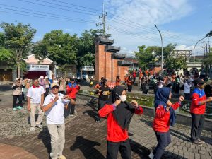 Jumat, 21 November 2025, BPBD Kabupaten Trenggalek ikut memeriahkan kegiatan Senam Sehat dan Gebyar GEMARIKAN dalam rangka memperingati Hari Ikan Nasional
