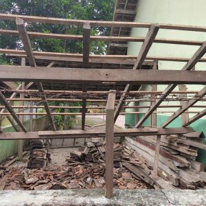 Jumat, 6 Februari 2026 pkl. 01:06:10 WIB terjadi gempa tektonik. berdampak pada Atap Tempat Parkir SDN 1 Dermosari Kec. Tugu roboh.